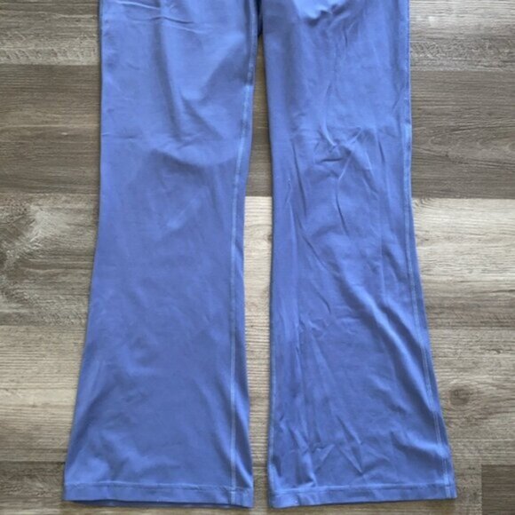 lululemon Bootcut 30" Legging Pants 10 Purple Lavender Yoga Performance Soft - Picture 5 of 10